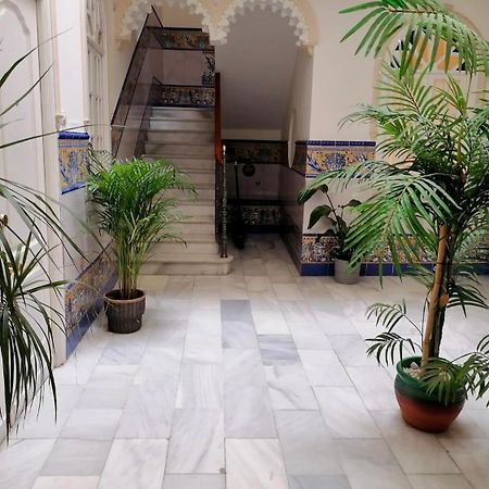Casa Adriano Apartment Sevilla Bagian luar foto