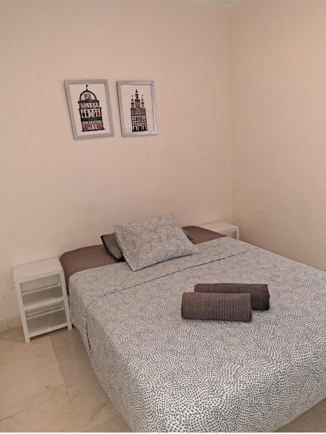 Casa Adriano Apartment Sevilla Bagian luar foto
